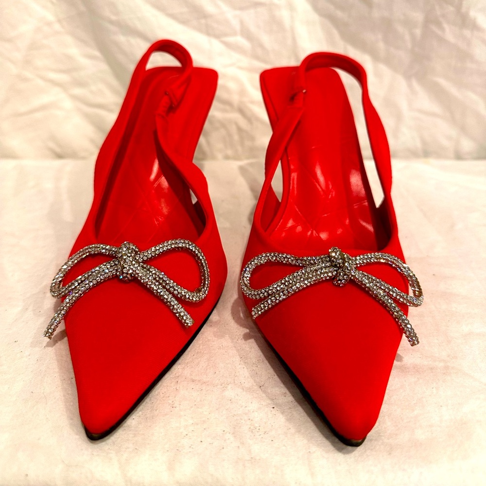 Red fabric thin heel pump worn once crystal bow